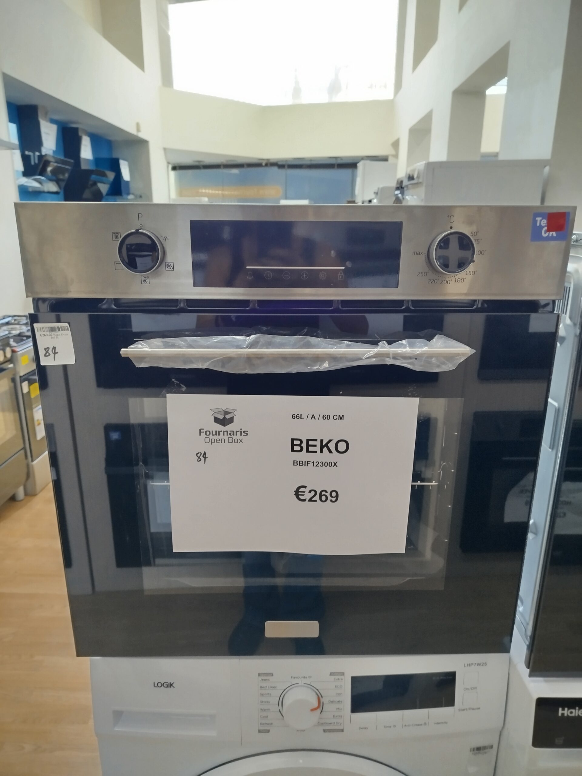 84. OVEN BEKO BBIF12300X