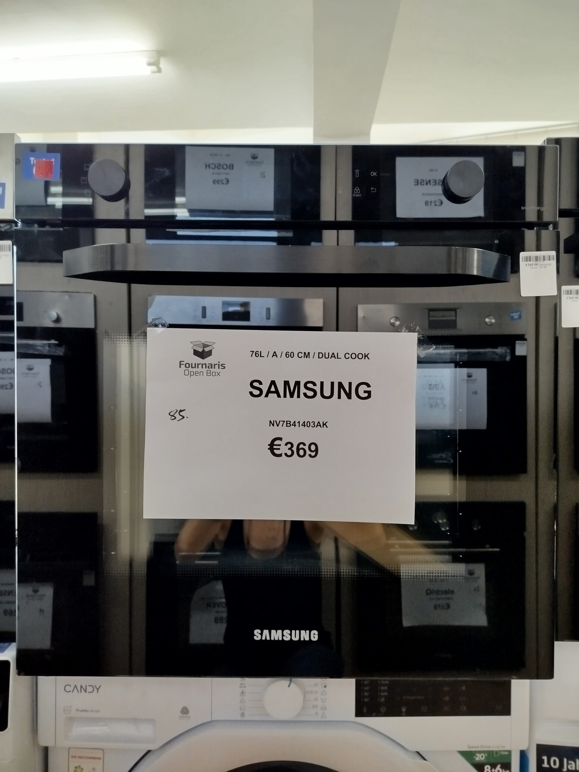 85. OVEN SAMSUNG NV7B41403AK